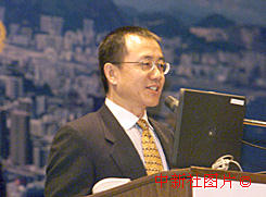 图文:香港金融研讨会在北京举行