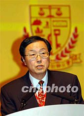 图:证监会主席周小川在港世界会计师大会上演讲