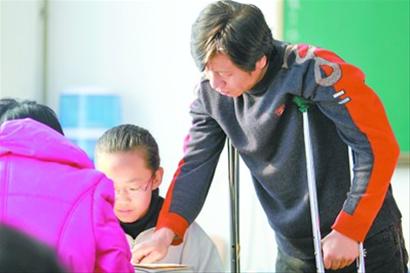 ����������11ʱ������������˫���ڽ������ͬѧ�Ǹ������Σ���Ȼ�����ڶ񻯣�������˿��û�з��ɶ�ÿ��ͬѧ�ĸ����� ���� ���� ��