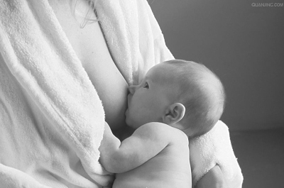 母乳喂养时间越长越好? 专家:没统一硬性要求