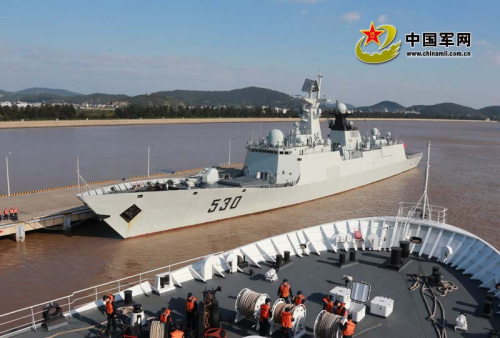 海军东海演习图片