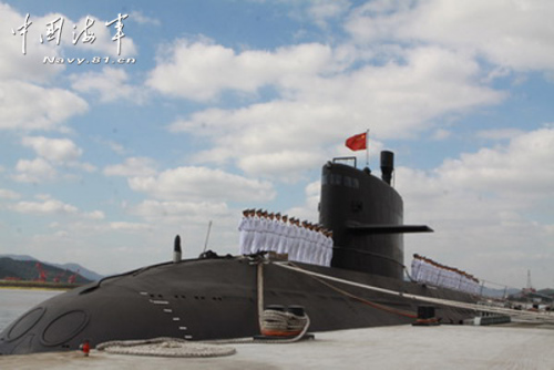 美军高官参观中国海军331潜艇后连连赞叹(图)