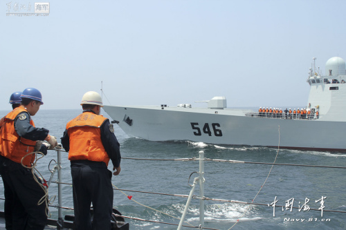 名舰风采:海军盐城号新型导弹护卫舰(组图)(5)