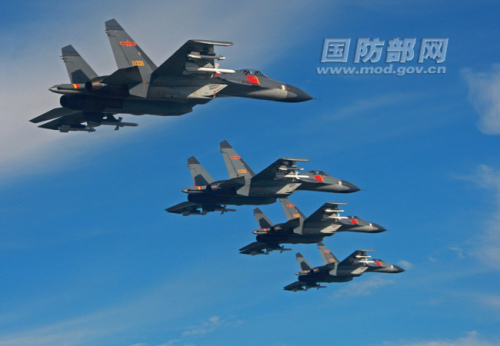 中国军队主战飞机在东海防空识别区常态化巡逻