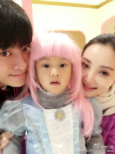 Pit baby parents: Jia Nailiang sweet hope to wear wigs Liu ye not to promise to speak