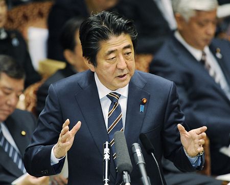 日本民主党向安倍发起攻击 朝野交锋呈白热化