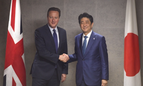 日英首脑举行会谈 确认将在多领域展开合作
