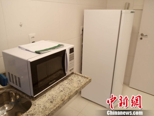 厨房内景。中新网记者 卢岩 摄 厨房内景。中新网记者 卢岩 摄