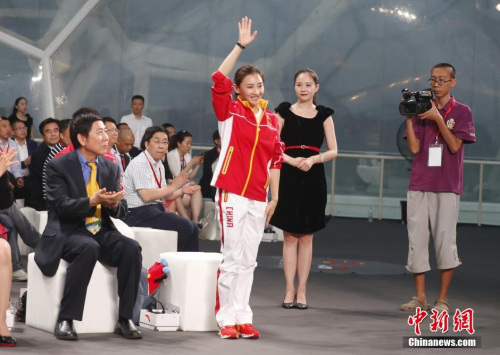 6月29日,中国体育代表团里约奥运会装备发布仪式举行,何雯娜出席。 中新社记者 张浩 摄 6月29日,中国体育代表团里约奥运会装备发布仪式举行,何雯娜出席。 中新社记者 张浩 摄