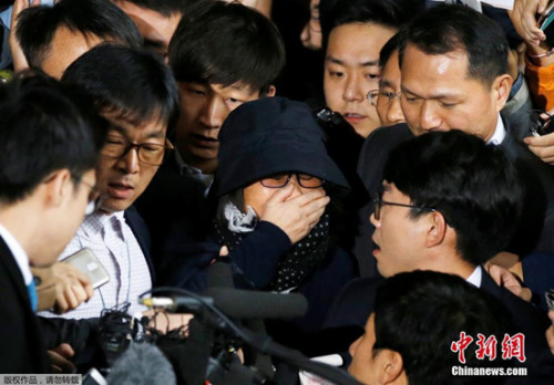 朴槿惠弹劾案获通过 “干政门”掀韩国政坛巨浪