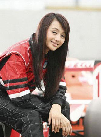 曹颖:要做亚洲首位职业方程式女车手