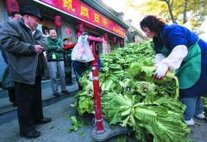 北京研究稳定物价举措 蔬菜运输车拟全天可进