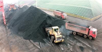 火电企业为啥总缺煤 价格干预能否遏制 煤超疯