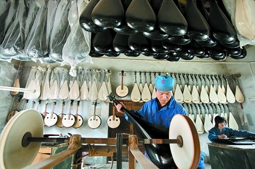 泡桐之乡 兰考:国内90%古筝古琴琵琶音板来源