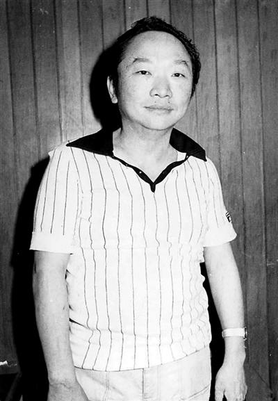 华农90后美女老师走红图片