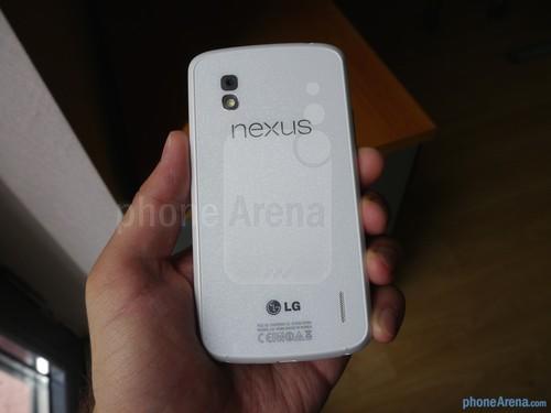 颜色变了系统没变 白色Nexus 4视频开箱