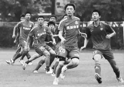 亚洲梦想杯 足球赛周日开赛 海外球星阵容庞大
