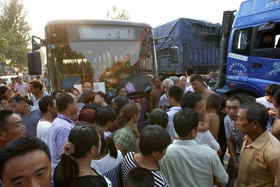 河南公交凶杀案嫌犯无抢劫环节 仅1名乘客搏斗