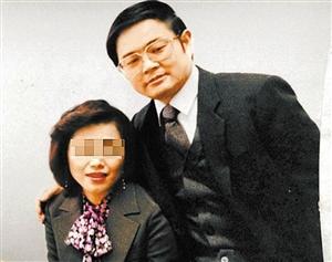 刘晓庆71岁老公被曝有私生子 对孩子不闻不问
