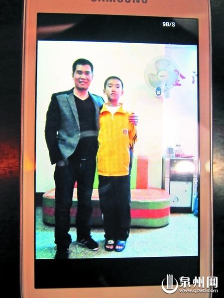 男子救助昏迷行人被摩托车撞飞 受重伤不治身亡