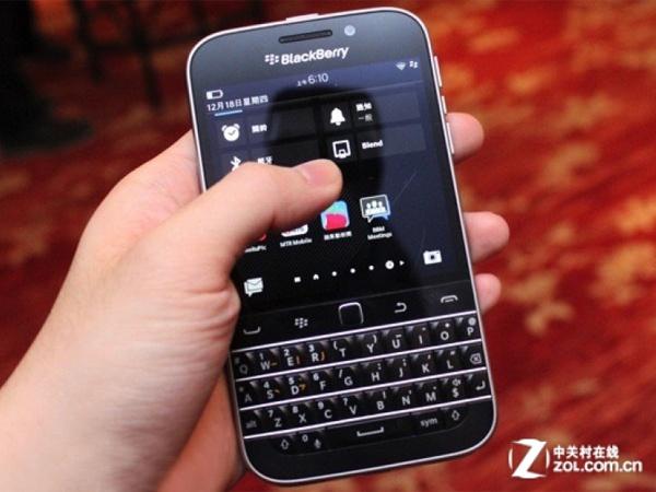 最经典全键盘手机 黑莓Q20今报价2680