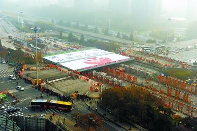北京三元桥新桥就位 预计今晚三元桥京顺路通