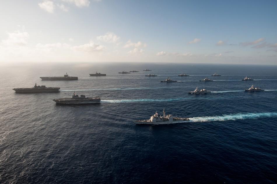 外媒：日欲打造对华包围链 一举击溃中国海军