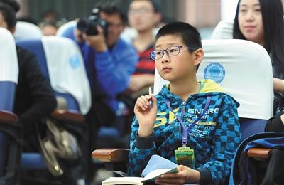 北京首批足球小记者开始培训 有望参与国际赛