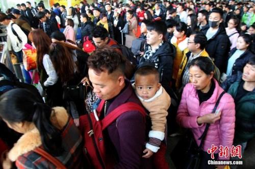 中国每年失踪人口_印度每年出生人口