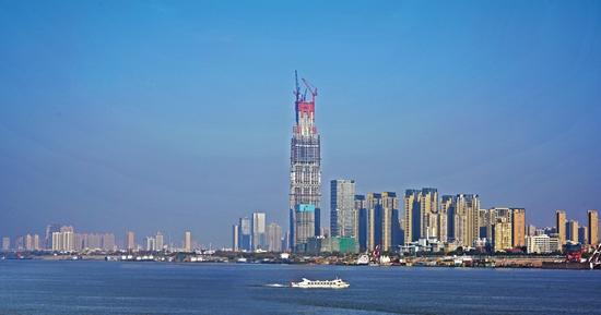 武汉绿地中心冲击中国摩天大楼第一高设计高度636米