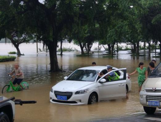 广西发布洪水橙色预警：北部江河全面超警