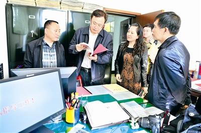 点击进入下一页