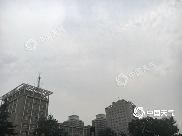 北京西部北部山区午后阵雨 外出需注意带伞
