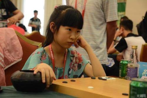 11岁定段成功 她是国内最小的女子职业围棋手