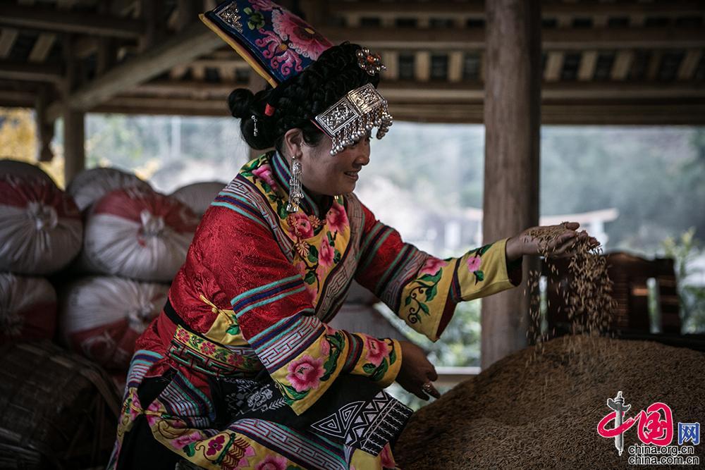 羌寨里的“致富经”：特色文化旅游走出致富路