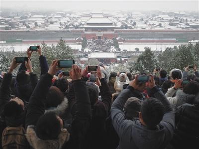 “雪姑娘”再次造访！银装素裹的北京已启动雪天预案