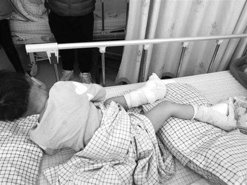 生死7小时：3岁幼童双腿遭碾轧 医生妙手接骨