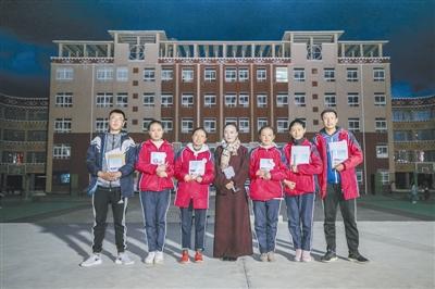 壮丽70年·奋斗新时代 川藏线上的百姓故事