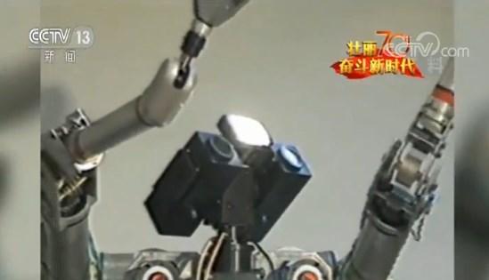 中国机器人 长大成“人”