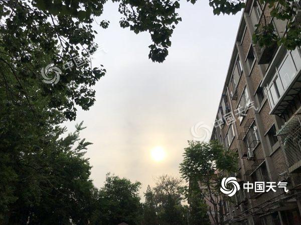 北京气温继续攀升 昼夜温差达12℃