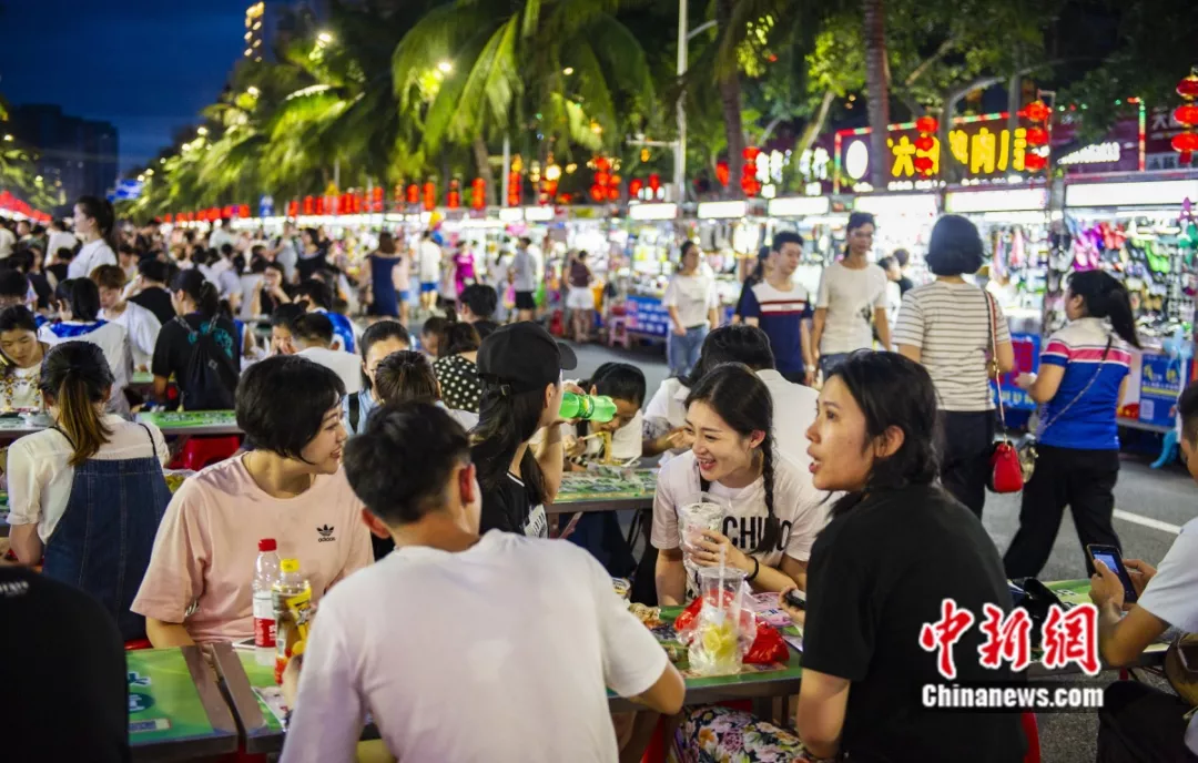 有人说，夜市是一个城市夏天的灵魂……