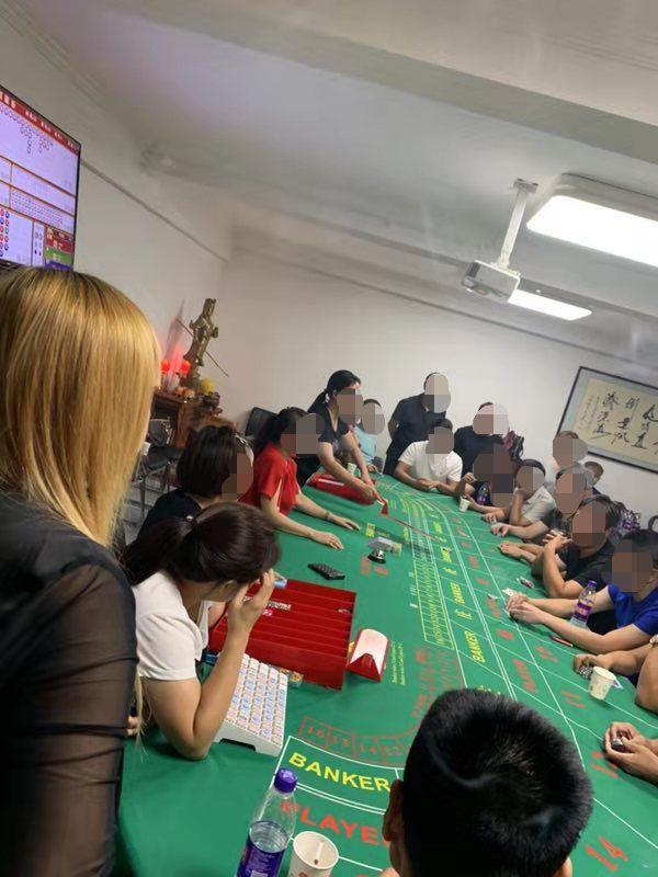 暗访京郊地下赌场：藏身工厂层层暗哨 一场牌输赢百万