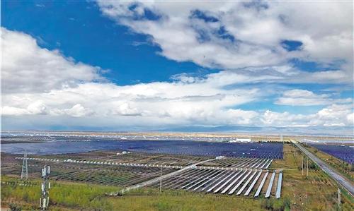 全国人大常委会执法检查组在青海对可再生能源法贯彻实施情况开展执法检查