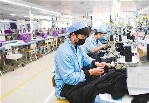 宁波纺织服装企业“危中求机” 新技术促增长