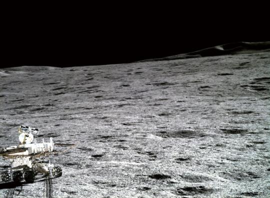 嫦娥四号揭秘月球背面着陆点多次小天体撞击的历史