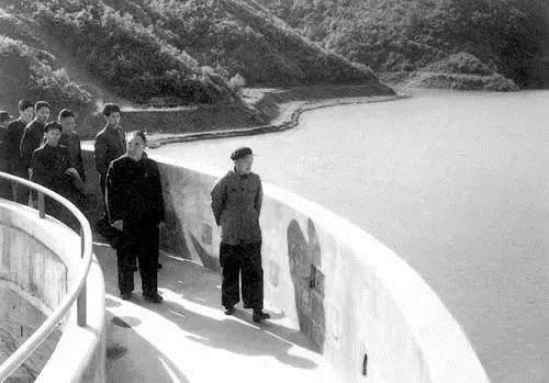 百年瞬间丨新中国第一坝的建成