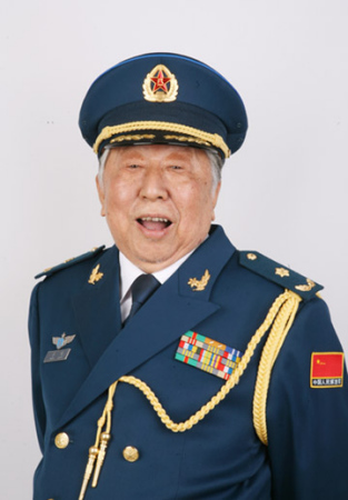 阎肃图片