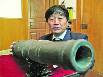 南京一市民藏有疑似明代铜炮自称3万元购得（图）