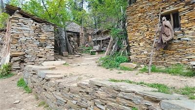 洛南七百余年古村堪称民居活化石仅有三四户村民