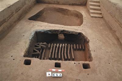 路县故城旁发现338座汉至明清墓葬出土文物300余件
